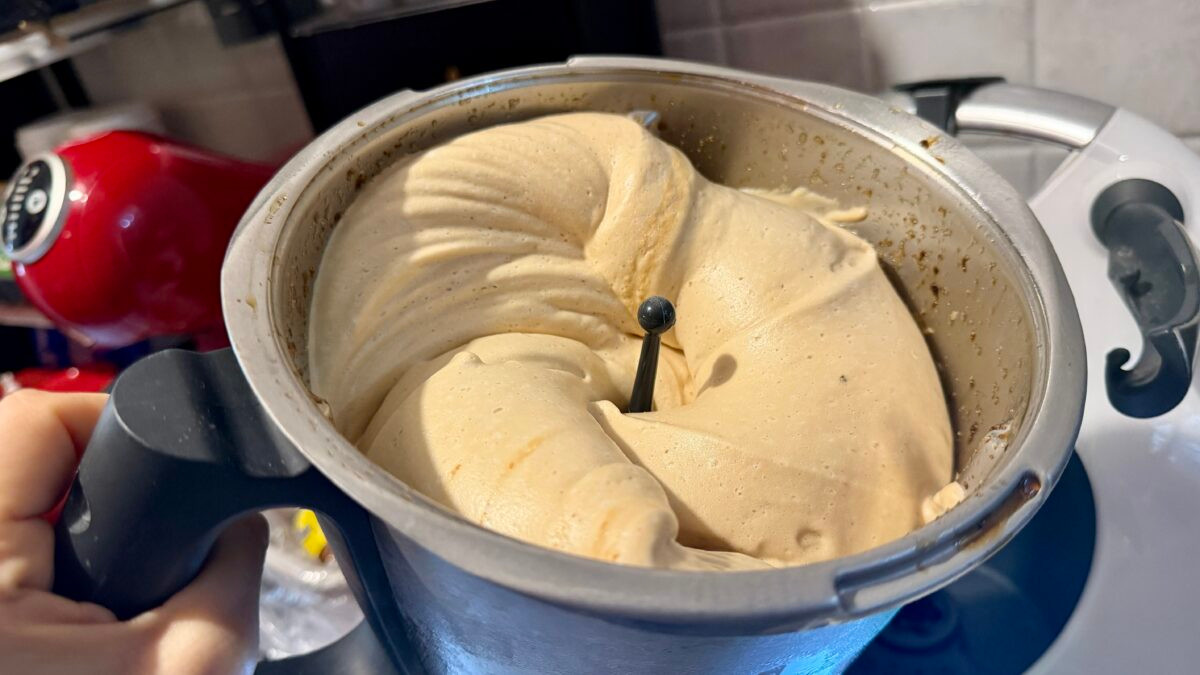 Spumone al Caffè Light: il dessert cremoso da 5 calorie pronto in 5 con 4 ingredienti! 😍