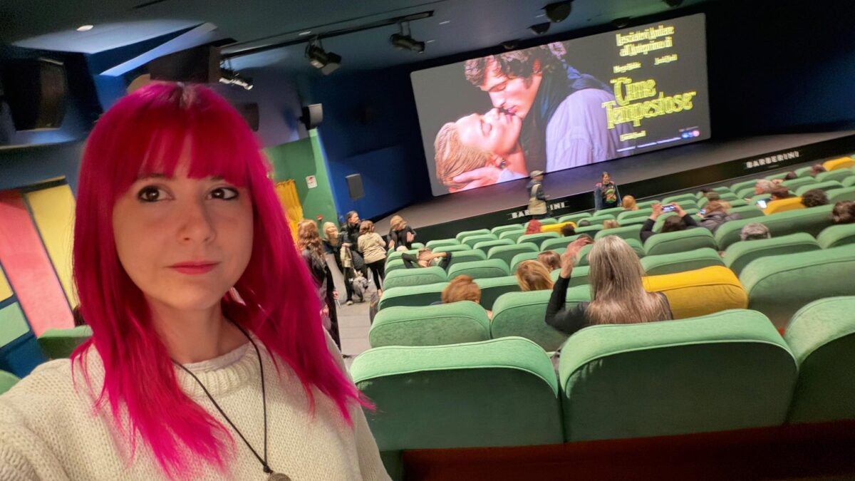 Dimenticate il libro di scuola: il nuovo Cime Tempestose è (molto) vietato ai minori - Recensione Film 2026