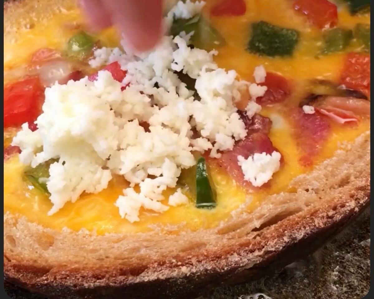 Pane ripieno in padella: croccante fuori e filante dentro